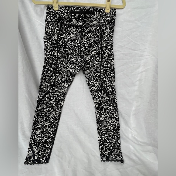 Lululemon Croo pants - Picture 1 of 5